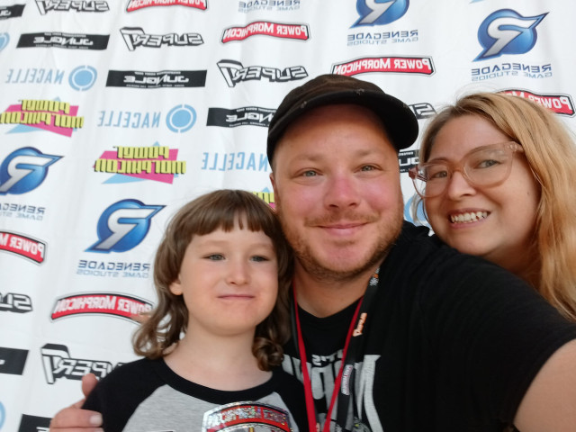 Kyler w Mom and Dad at Power Morphicon C
