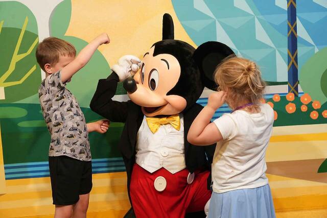 Everleigh and Bro w Mickey