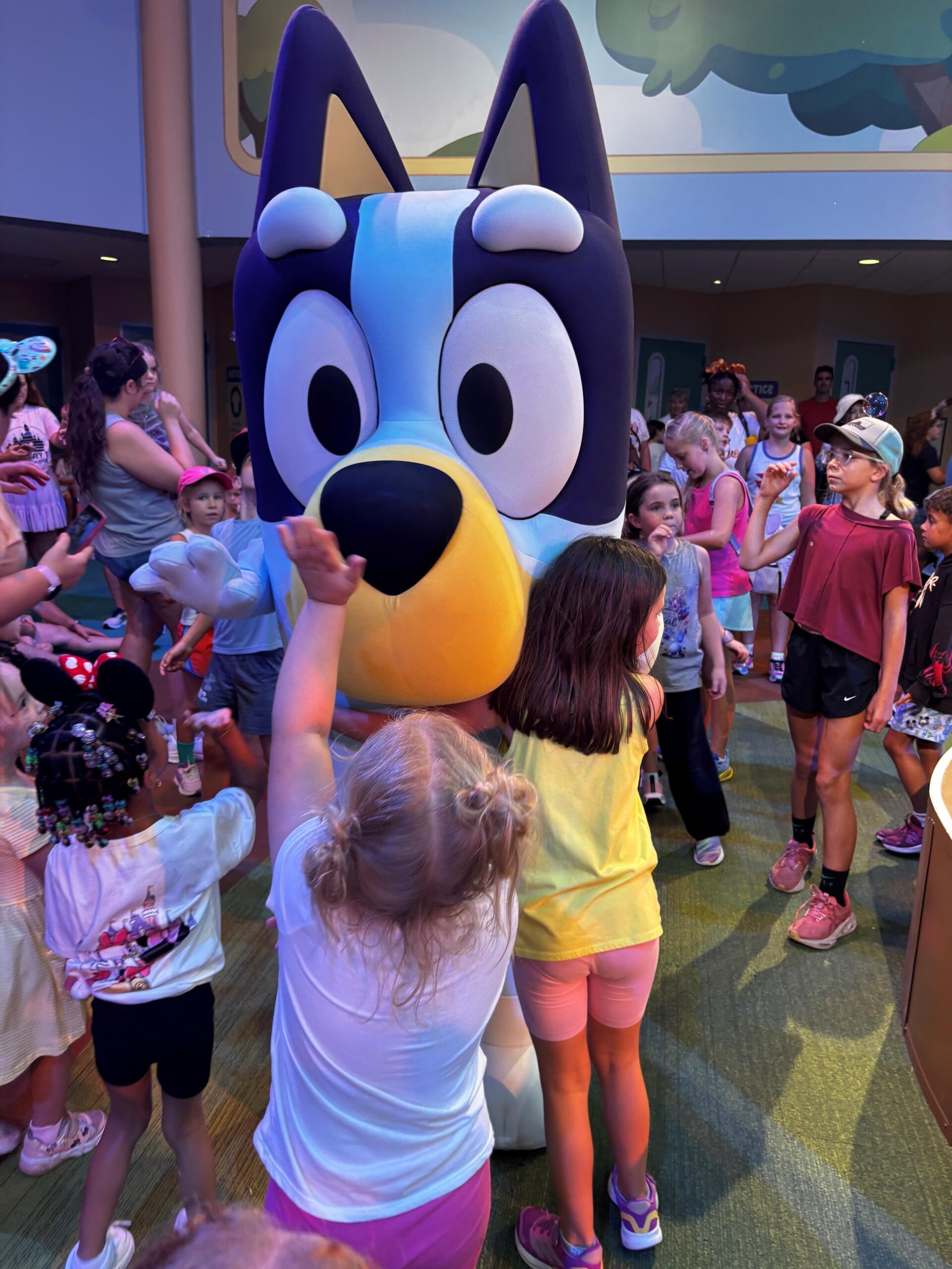 Everleigh at GKTW Party Loving Character
