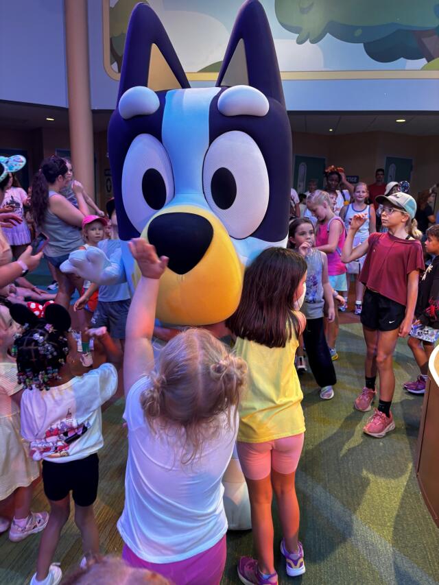Everleigh at GKTW Party Loving Character