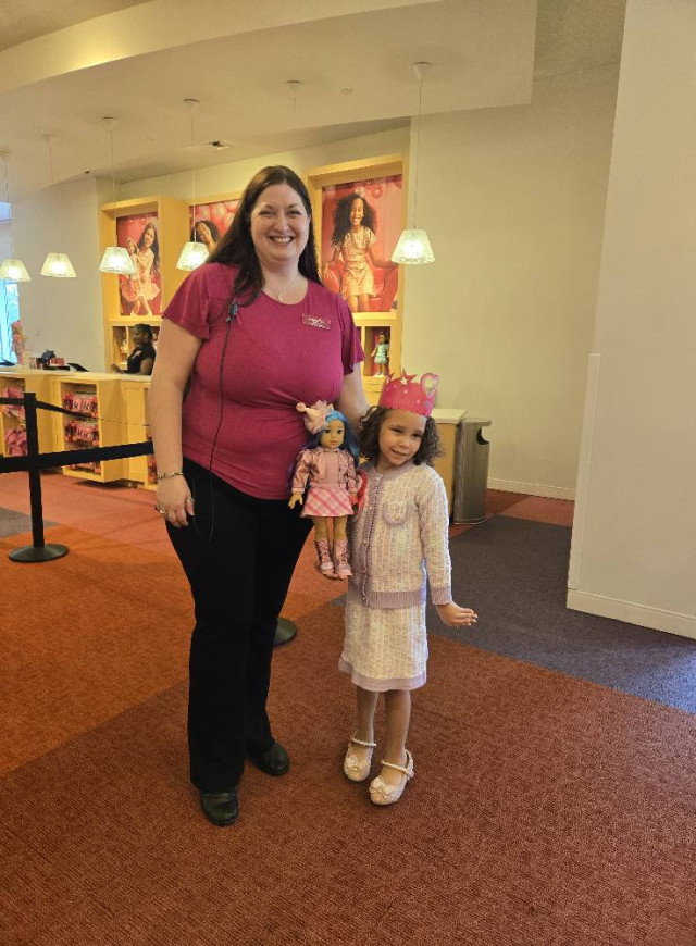 Employee with Elliott and Doll