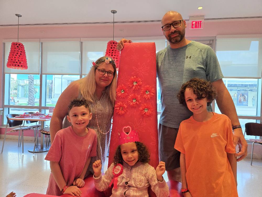 Family in Bistro