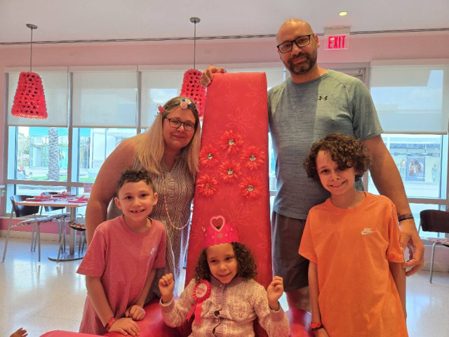 Family in Bistro