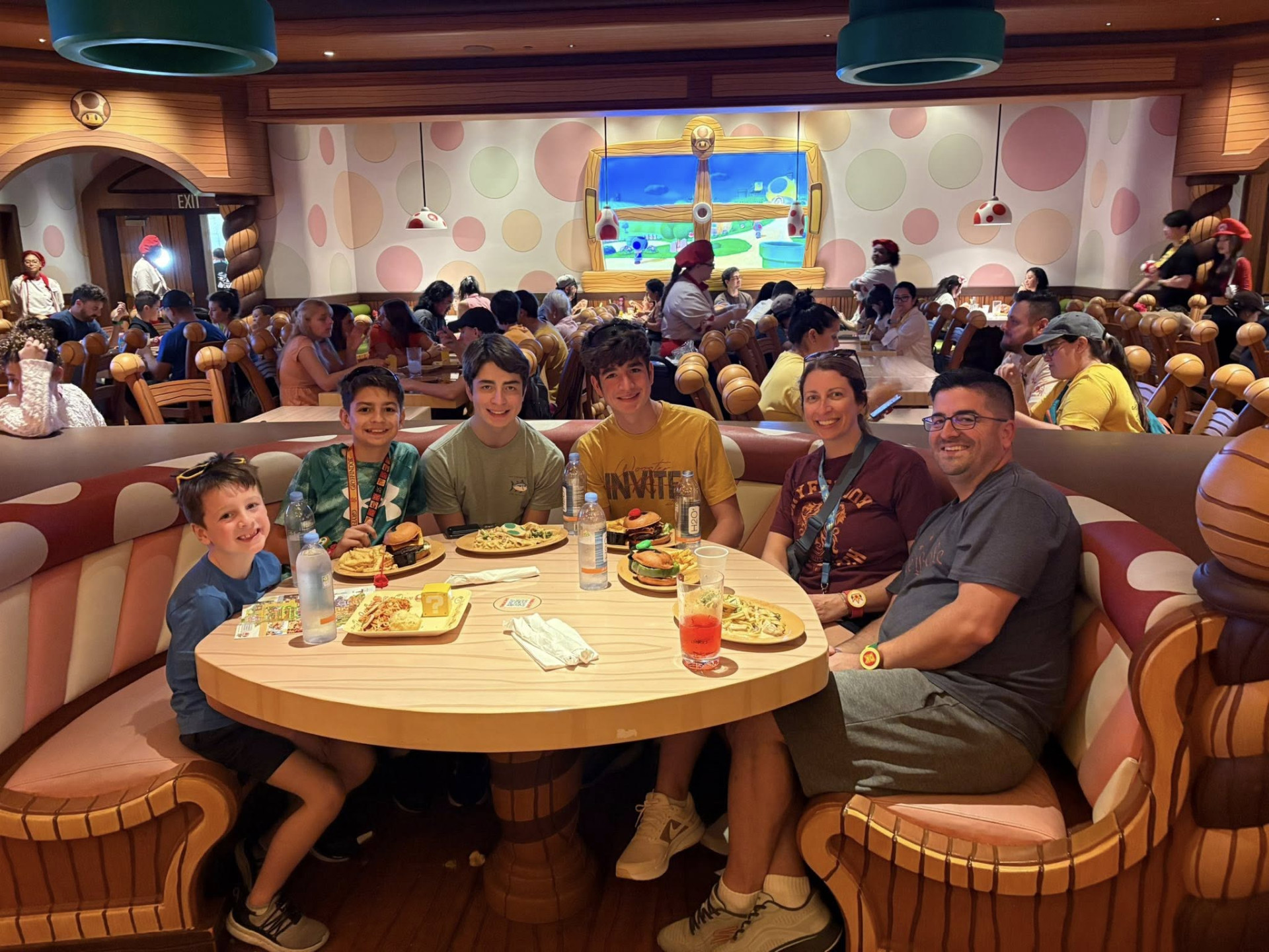 Family at GKTW Cafe