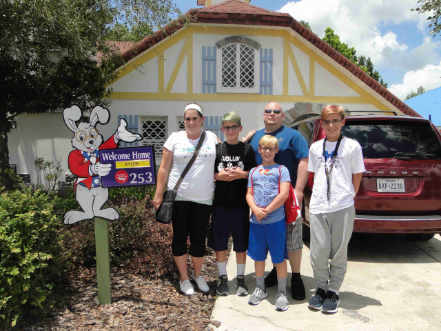 Peyton and family villa